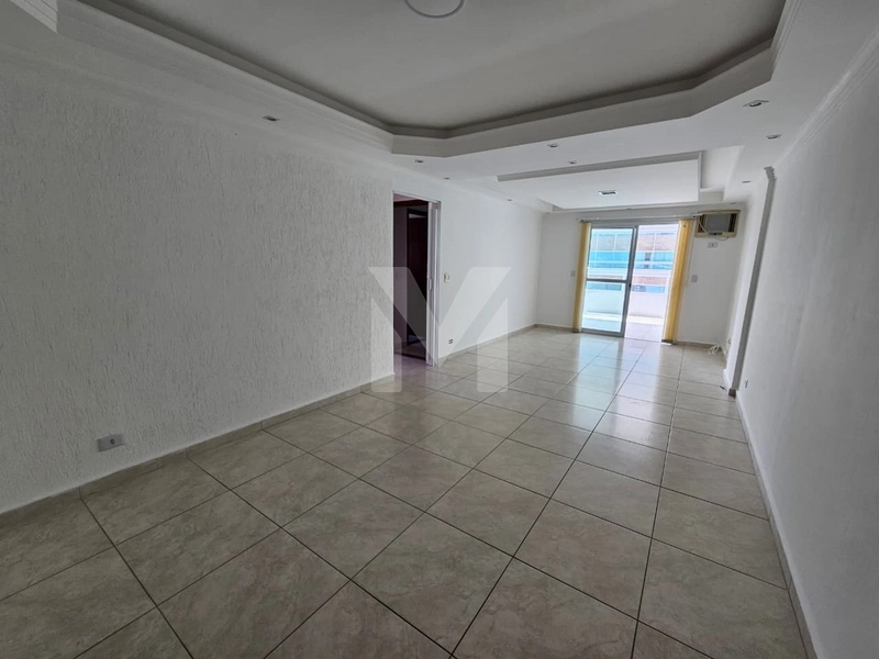 Apartamento amplo próximo a praia: 2ª foto da galeria de imagens do imóvel