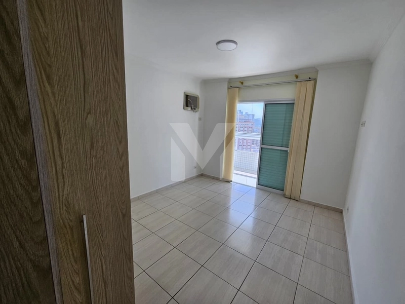 Apartamento amplo próximo a praia: 13ª foto da galeria de imagens do imóvel