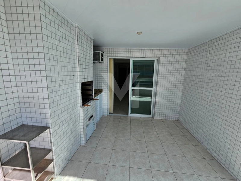 Apartamento amplo próximo a praia: 10ª foto da galeria de imagens do imóvel