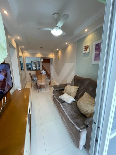 APARTAMENTO 2 DORMITÓRIOS COM SUÍTE NA GUILHERMINA – PORTEIRA FECHADA: 1ª foto da galeria de imagens do imóvel