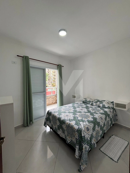 Casa de condomínio a 100 metros da praia: 4ª foto da galeria de imagens do imóvel