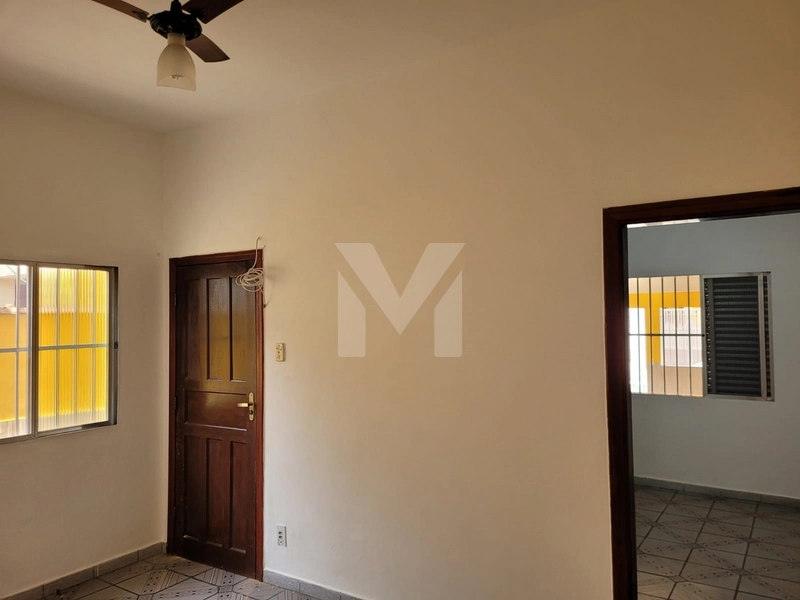 Casa para Locação no Boqueirão – Conforto e Localização Estratégica: 11ª foto da galeria de imagens do imóvel