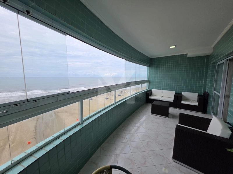 Apartamento frente mar