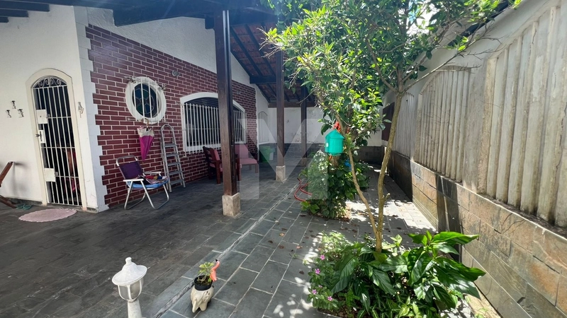 Casa Próximo a praia: 2ª foto da galeria de imagens do imóvel