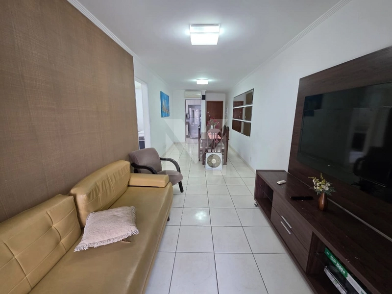 Próximo a praia na Tupi