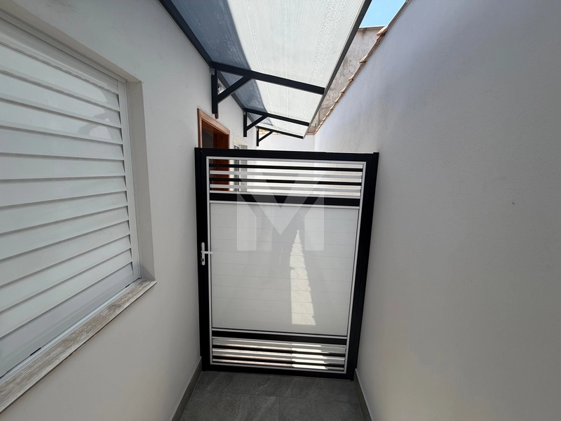 ULTIMA CASA DO CONDOMINIO COM QUINTAL PRIVATIVO: 2ª foto da galeria de imagens do imóvel