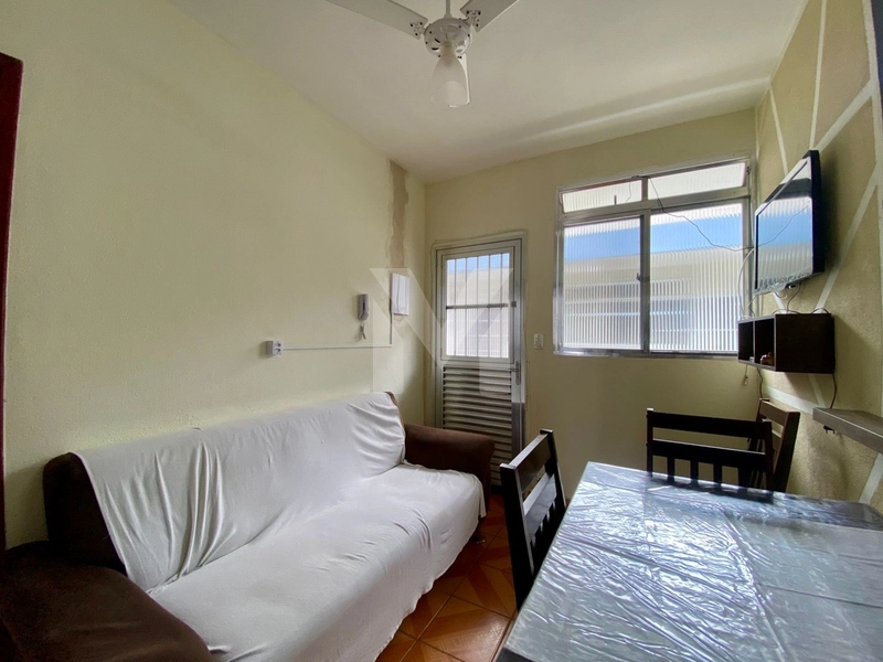 Excelente oportunidade no bairro Guilhermina apenas 100m da praia: 3ª foto da galeria de imagens do imóvel