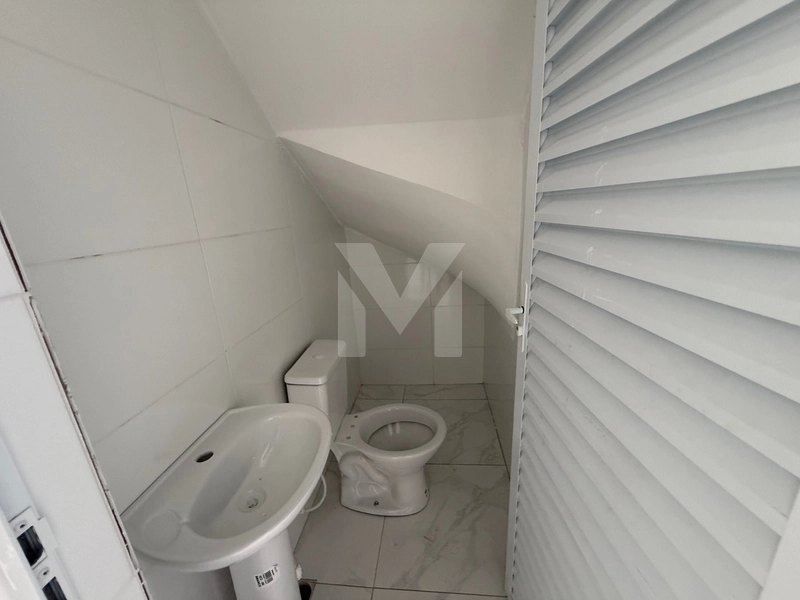 ULTIMA CASA COM QUINTAL PRIVATIVO COM 2 DORMITORIOS: 5ª foto da galeria de imagens do imóvel