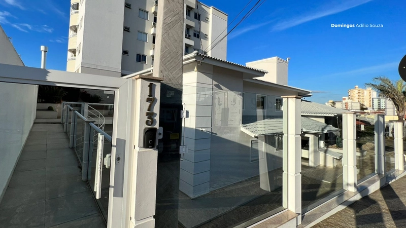 Casa de Alto Padrão Próxima ao Mar!: 3ª foto da galeria de imagens do imóvel