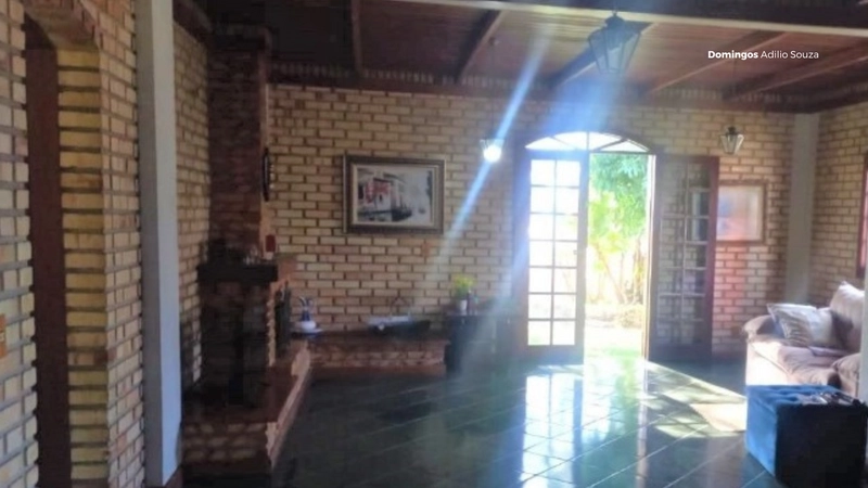 Ampla casa em localização estratégica!: 10ª foto da galeria de imagens do imóvel