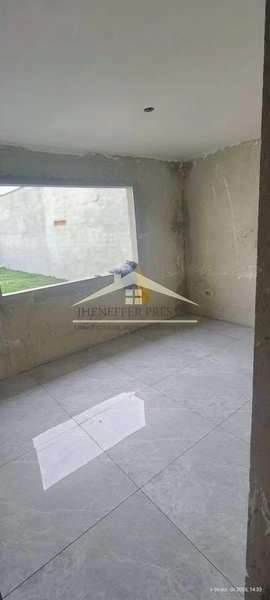 CASA A VENDA NO GUARAITUBA/ RUA ARAPONGAS.: 9ª foto da galeria de imagens do imóvel