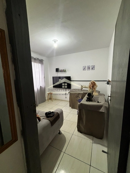 IMÓVEL COM PERFIL DE INVESTIMENTO OU MULTIFAMILIAR EM COLOMBO: 2ª foto da galeria de imagens do imóvel