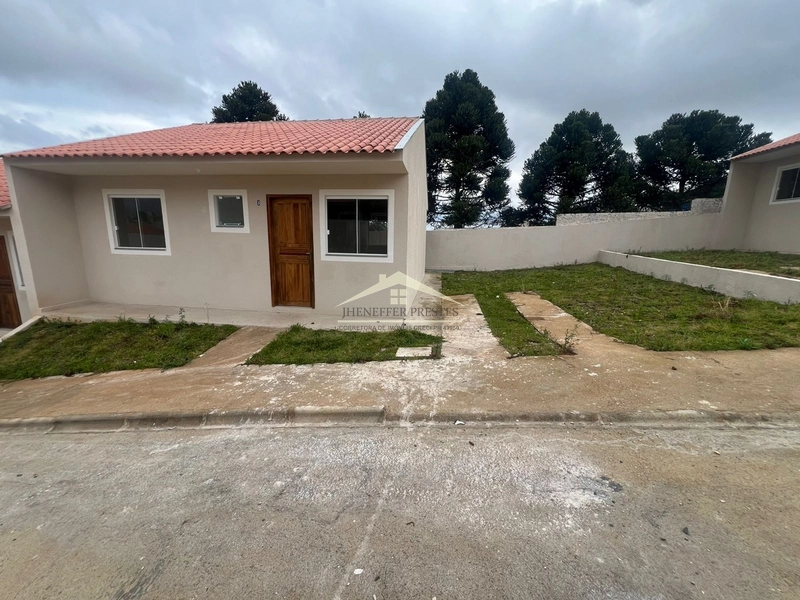 CASAS 339 mil, PROXIMO DO NOVO HOSPITAL DE COLOMBO. NO RIO VERDE .