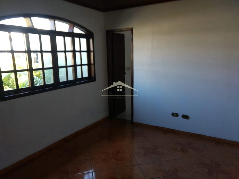 Casa ampla e espaçosa, ideal para quem busca conforto, praticidade e u: 16ª foto da galeria de imagens do imóvel