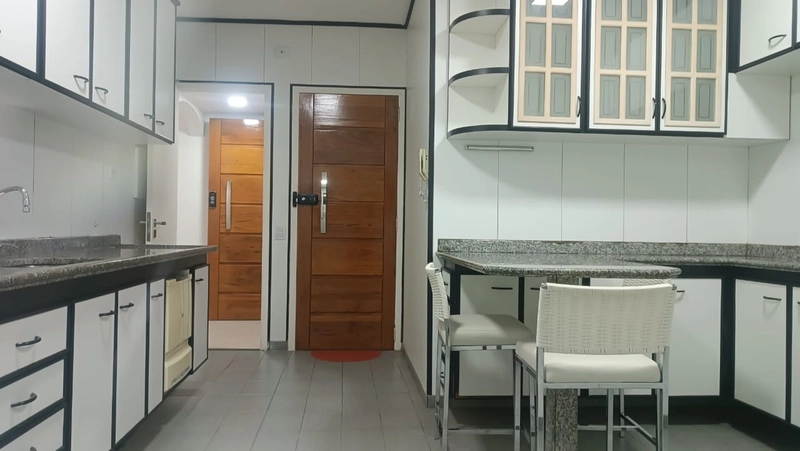 Apartamento de 3 quartos (1 suíte) no Aterrado: 1ª foto da galeria de imagens do imóvel