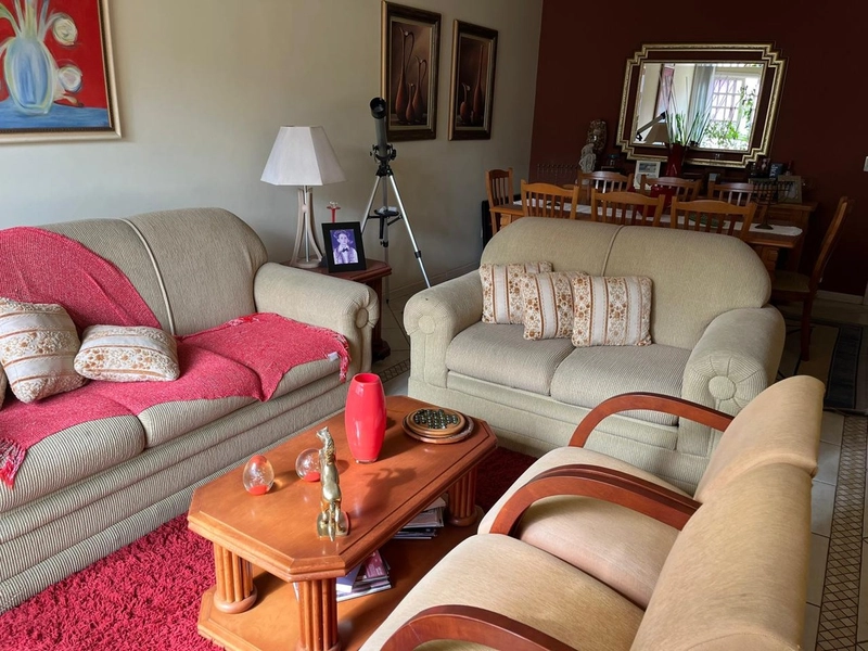 CASA COM 4 QUARTOS (1 SUÍTE) NO JARDIM AMÁLIA: 6ª foto da galeria de imagens do imóvel