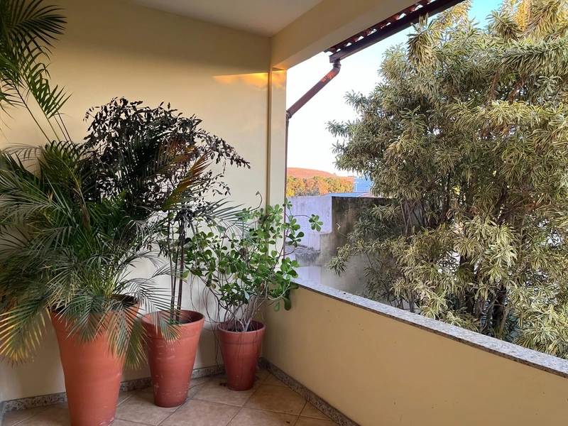 CASA COM 4 QUARTOS (1 SUÍTE) NO JARDIM AMÁLIA: 19ª foto da galeria de imagens do imóvel