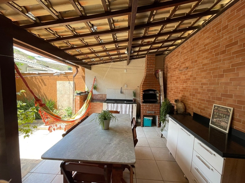 Casa de 3 Quartos (1 Suíte): 1ª foto da galeria de imagens do imóvel