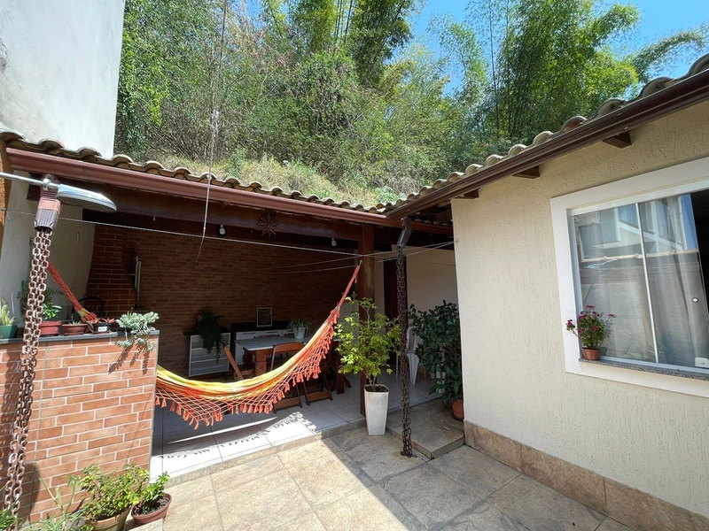Casa de 3 Quartos (1 Suíte): 2ª foto da galeria de imagens do imóvel