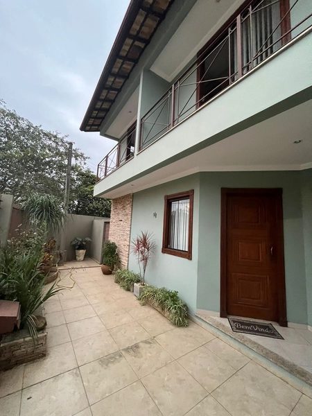 Casa de 4 quartos (sendo 1 suíte) na Morada da Colina: 2ª foto da galeria de imagens do imóvel