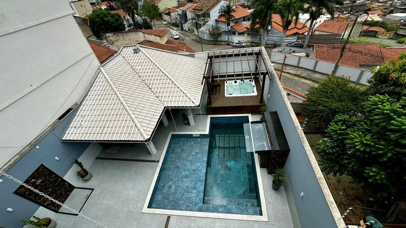 Casa com 3 Suítes na Morada da Colina: 3ª foto da galeria de imagens do imóvel