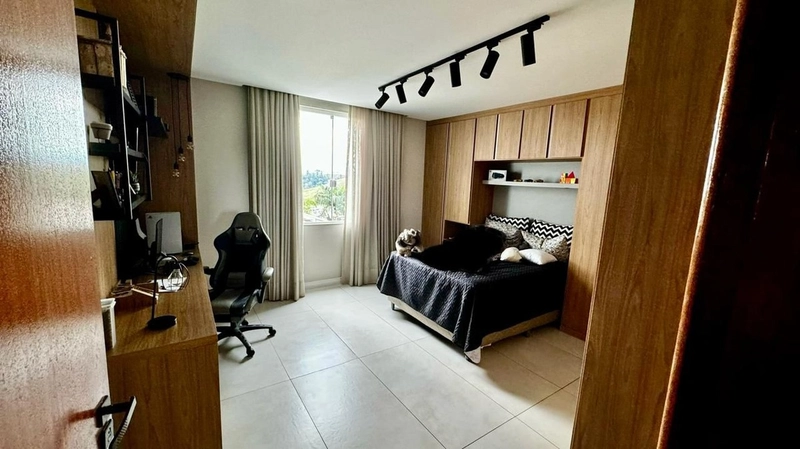 Casa com 3 Suítes na Morada da Colina: 4ª foto da galeria de imagens do imóvel