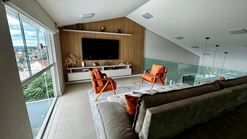 Casa com 3 Suítes na Morada da Colina: 1ª foto da galeria de imagens do imóvel