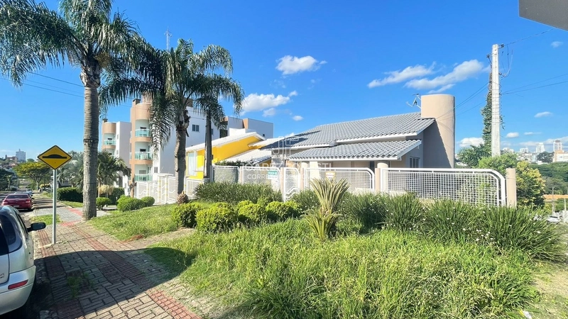 Casa a venda no Bairro Universitário em Chapecó sc.: 4ª foto da galeria de imagens do imóvel