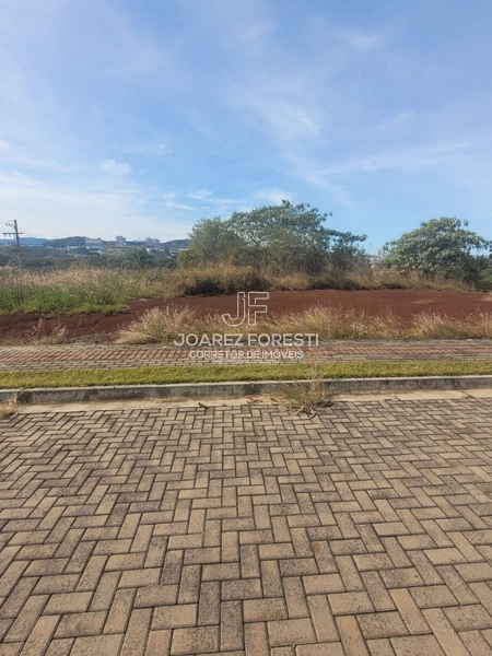 Terreno de esquina, lotea mento  Água Santa: 6ª foto da galeria de imagens do imóvel