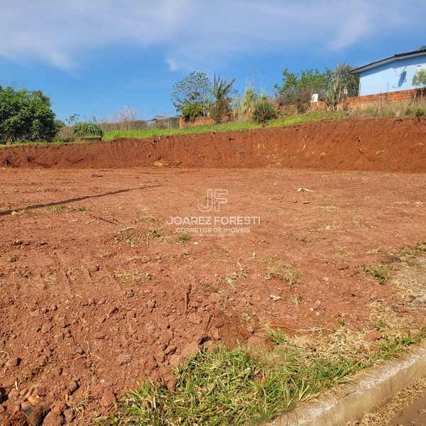 Terreno de esquina, bairro esplanada.: 1ª foto da galeria de imagens do imóvel