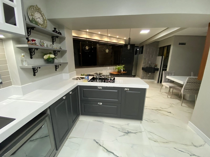 Apartamento no Centro de Chapecó com 270 m²: 5ª foto da galeria de imagens do imóvel