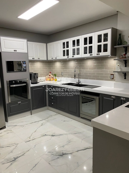 Apartamento no Centro de Chapecó com 270 m²: 4ª foto da galeria de imagens do imóvel