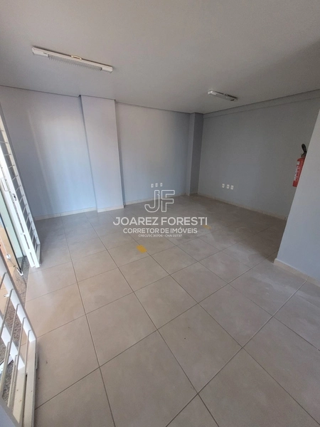 Sala comercial térrea no Centro de Chapecó SC.: 3ª foto da galeria de imagens do imóvel