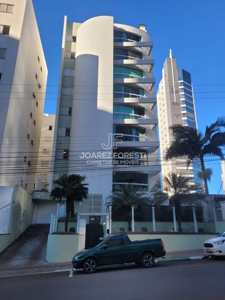 Apartamento uma quadra da Arena Condá e do Colégio Marista