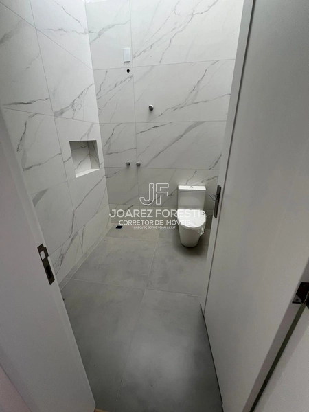 Vendo sobrado no bairro Desbravador: 9ª foto da galeria de imagens do imóvel