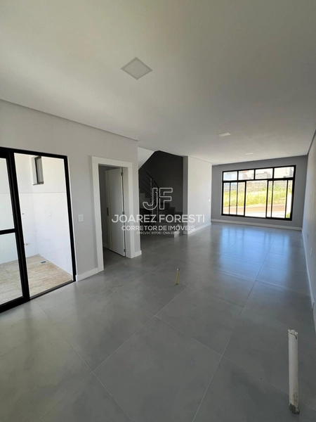 Vendo sobrado no bairro Desbravador: 6ª foto da galeria de imagens do imóvel