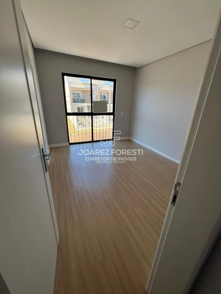 Vendo sobrado no bairro Desbravador: 5ª foto da galeria de imagens do imóvel