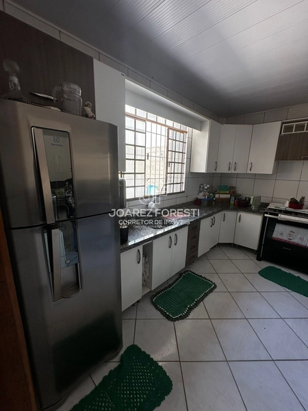 Casa a venda no Bairro Jardim América: 8ª foto da galeria de imagens do imóvel