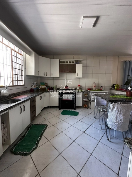 Casa a venda no Bairro Jardim América: 10ª foto da galeria de imagens do imóvel