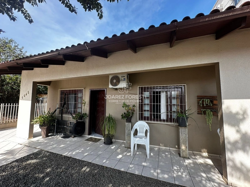 Casa a venda no Bairro Jardim América: 4ª foto da galeria de imagens do imóvel