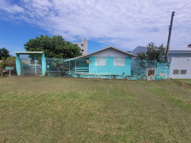 Casa a venda perto do  Hospital Regional em Chapecó sc.