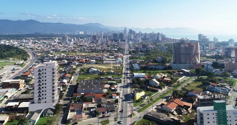 Apartamento 1 suíte e 1 quarto a venda - Perequê - Porto Belo/SC: 2ª foto da galeria de imagens do imóvel