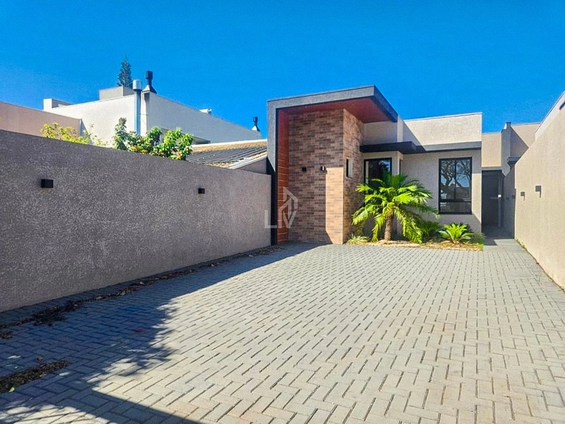 Casa com 2 suítes e 1 quarto a venda - Santa Cruz - Cascavel/PR