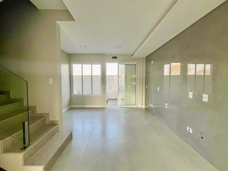 Sobrado com 1 suíte e 2 quartos a venda - Canada - Cascavel/PR: 2ª foto da galeria de imagens do imóvel