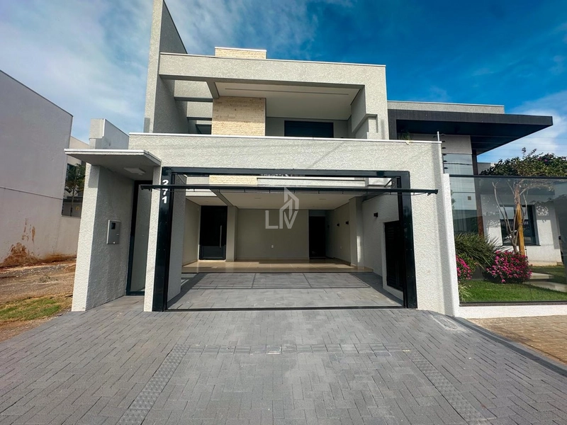 Casa com 1 suíte e 2 demi-suíte a venda -  Tropical lll - Cascavel/PR