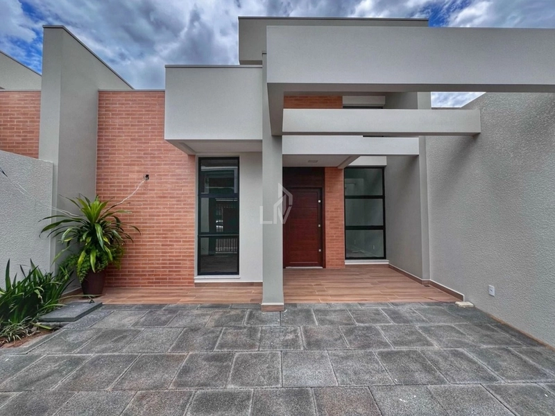 Casa com 1 suíte e 2 quartos a venda - Tropical lll - Cascavel/PR