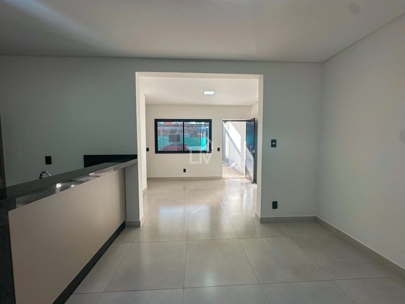 Sobrado comsuite e 2 quartos - Coqueiral - Cascavel/PR: 3ª foto da galeria de imagens do imóvel