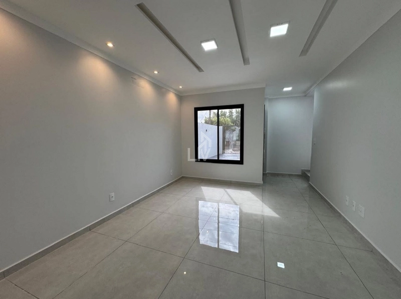 Sobrado com 1 suite e 2 quartos a venda - Santa Felicidade - Cascavel: 2ª foto da galeria de imagens do imóvel