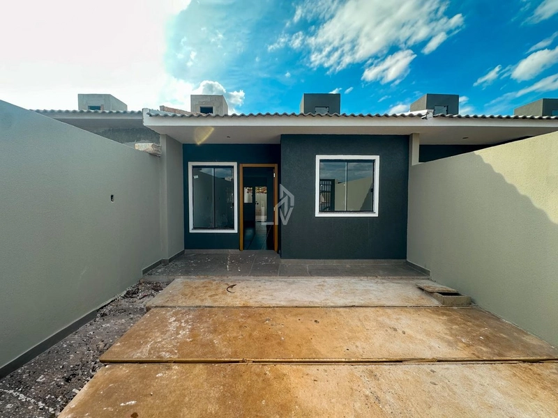 Casa com 2 quartos  a venda - Interlagos - Cascavel/PR: 1ª foto da galeria de imagens do imóvel