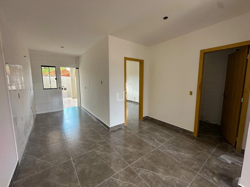 Casa com 2 quartos  a venda - Interlagos - Cascavel/PR: 4ª foto da galeria de imagens do imóvel